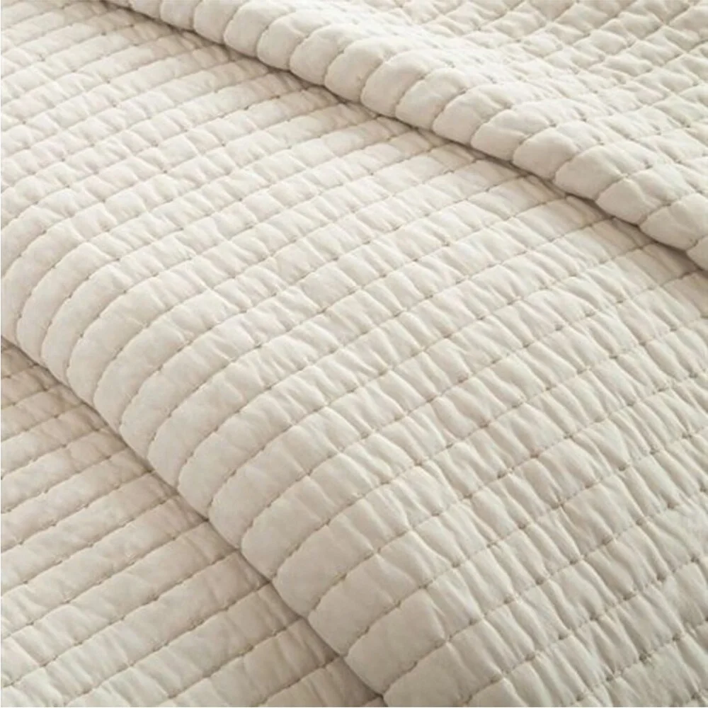 NWOT Madison Park -  2pc Twin/Twin Extra Long M Cream, with pillow case
